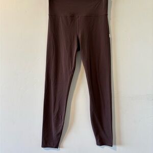 Vuori AllTheFeels Leggings Womens Size Large coffee brown  Yoga Gym Pilates